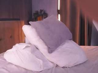 alinabailey webcam model stream image