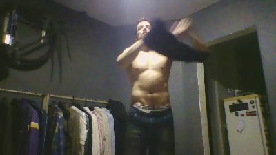 Hellmans webcam model stream image