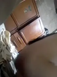 miaparcel webcam model stream image