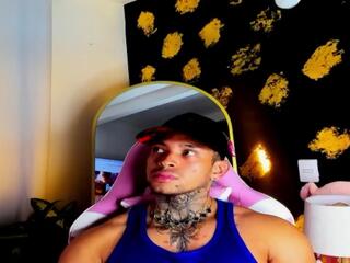 Stiven Collins webcam flirt4free model stream image