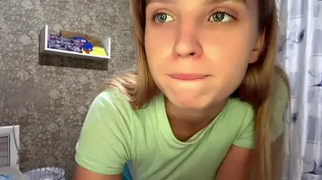 LilliaEhmen webcam model stream image