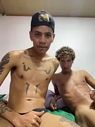 Dittoandpayton webcam stripchat model stream image