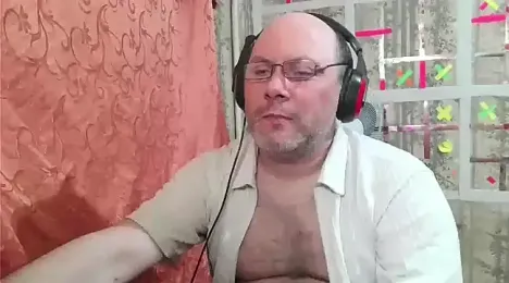 AgnichBan webcam model stream image