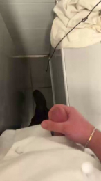 Pierus webcam model stream image