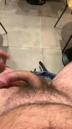 Pierus webcam model stream image