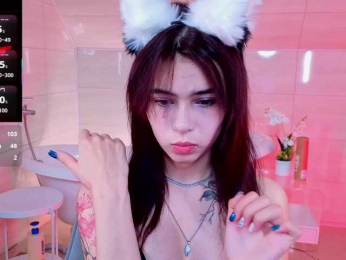 CoralineJones webcam model stream image