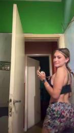 Luuxxxx webcam model stream image