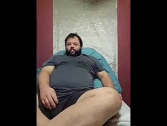 Strongbutgentle36 webcam model stream image