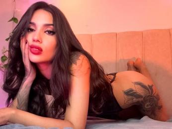 EmiliaVanRose webcam model stream image