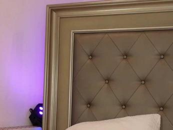LeilaBie webcam model stream image