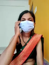 Shivani2002 webcam model stream image