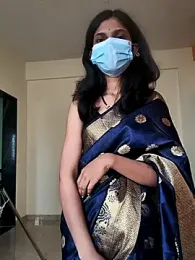 Shivani2002 webcam model stream image