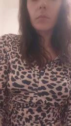 Sharon9_7 webcam model stream image