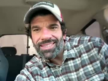 giantwhite10inch webcam model stream image