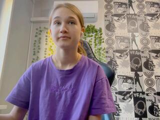 Catrina Ion webcam flirt4free model stream image