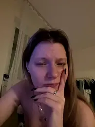 MaryHiggins webcam model stream image