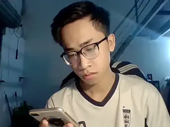 liamhn2k4 webcam model stream image