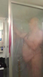 Loulou2x webcam model stream image