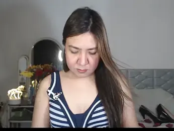 stellahugeX webcam stripchat model stream image