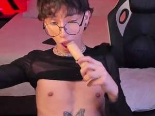 andywiillis webcam model stream image