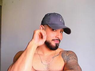 Apollo Mosquera webcam model stream image