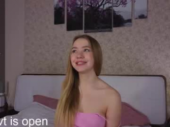 elina_wilgauch webcam model stream image