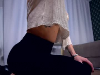 felissiany webcam model stream image