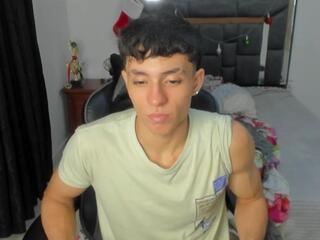 Enzo Slora webcam model stream image