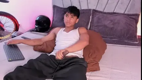 ZYZZ1312 webcam model stream image