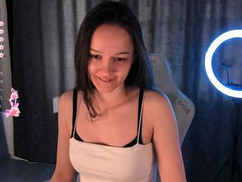 Falcon_Baby webcam model stream image