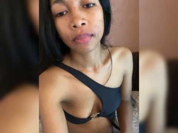 Peachies webcam model stream image