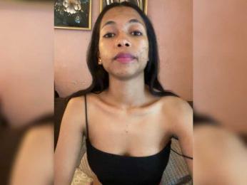 Peachies webcam model stream image