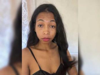 Peachies webcam model stream image