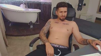 LoganStroud webcam model stream image