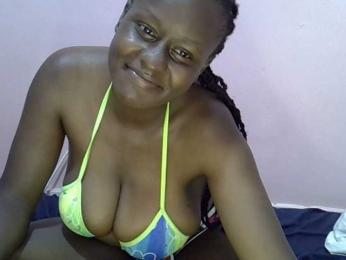 Sweetystarlit webcam model stream image