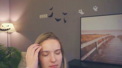 MitzieParonto webcam model stream image