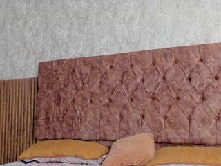 Jonas Lewis webcam model stream image