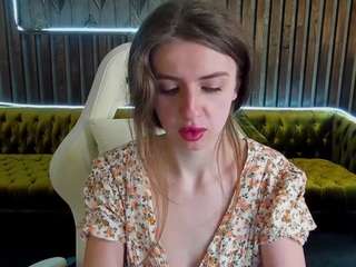 auroramoons webcam model stream image