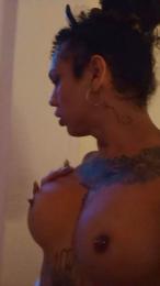 Nickytf29trns webcam cam4 model stream image