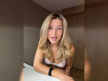 sweetpeach77 webcam model stream image