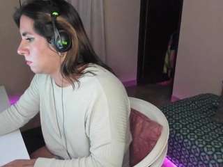 kamila-arangoo webcam model stream image