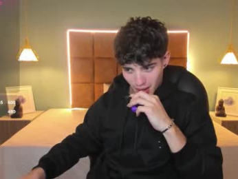 alejootwink webcam model stream image