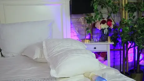 EmillyBronte webcam model stream image