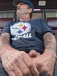 Hotbodyscottie webcam model stream image