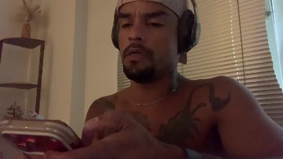 Zucalala webcam model stream image