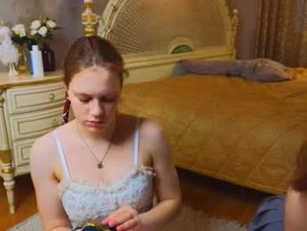 ozellaelazegui webcam model stream image