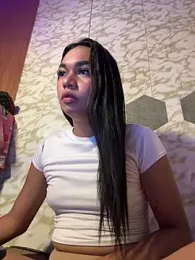 youryummybaby webcam model stream image