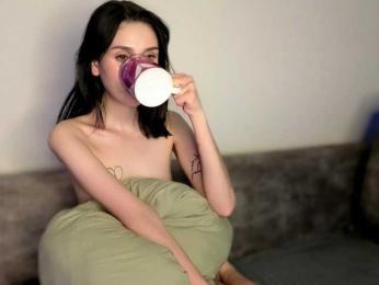 Lola-Aura webcam bongacams model stream image