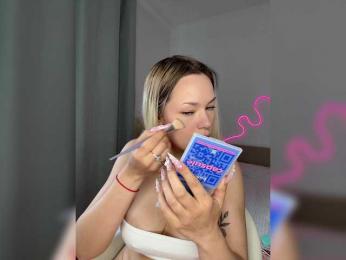 Eva-Kitty1 webcam bongacams model stream image