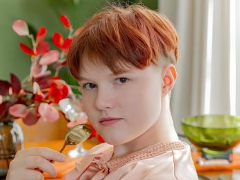 AuroraGlo webcam livejasmin model stream image